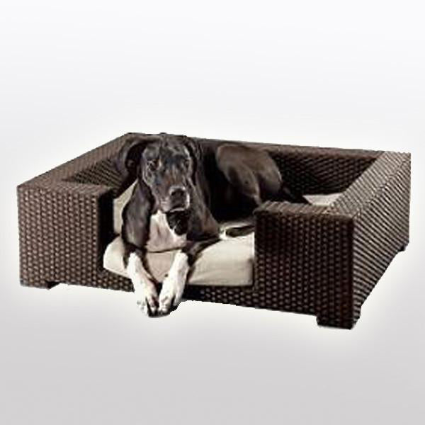 Outdoor Wicker Dog Basket Superior
