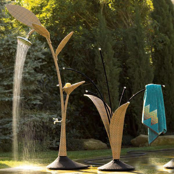 Outdoor Wicker Jacuzzi Shower Panel - Shoots & Petals