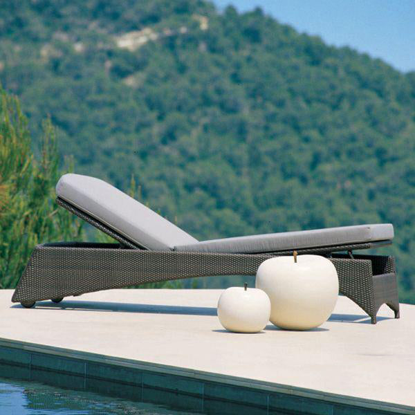 Outdoor Wicker Sun Lounger - Tropic