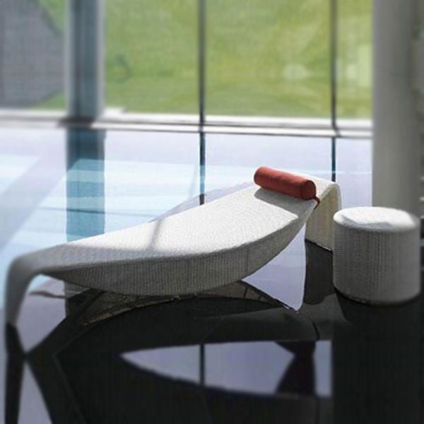 Outdoor Wicker Sun Lounger - Chiller