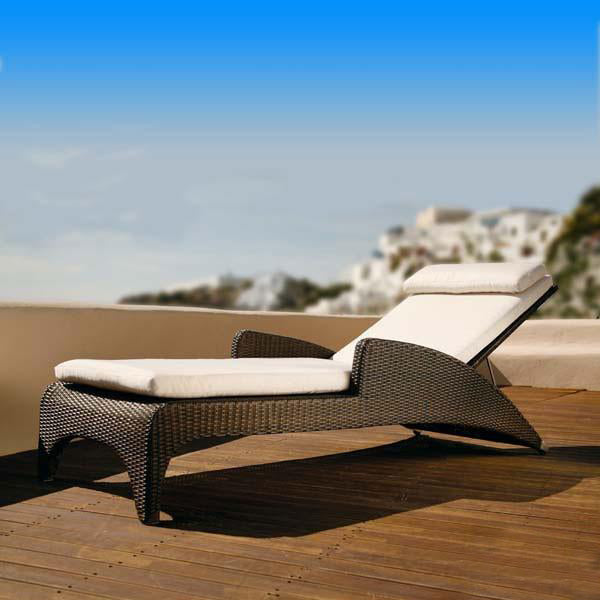 Outdoor Wicker Sun Lounger - Elevate