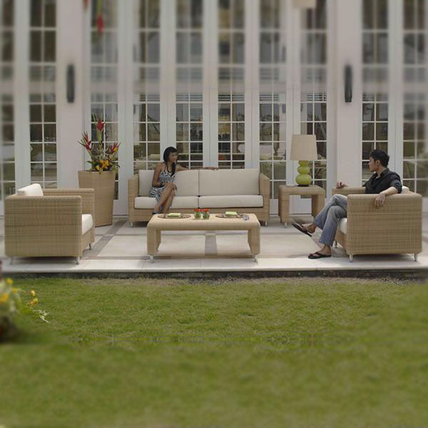 Outdoor Wicker Sofa - Fluid