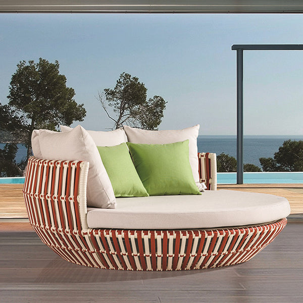 Outdoor Furniture - Canopy Bed - Luna